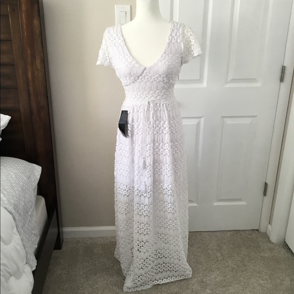 NWT $149 Bebe Tanya Knit White Maxi Lace Dress